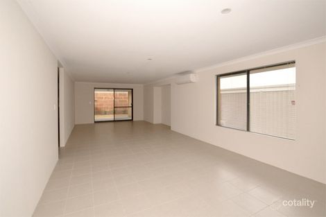 Property photo of 16 Needlewood Loop Wandi WA 6167