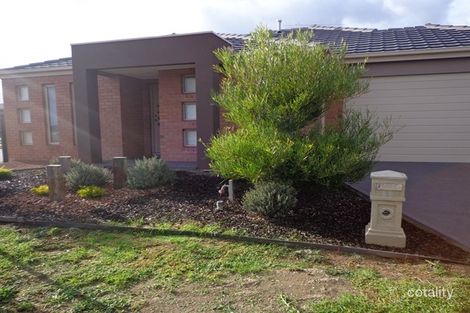 Property photo of 1 Lord Place Point Cook VIC 3030