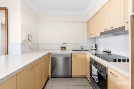 Property photo of 2/251 Gregory Terrace Spring Hill QLD 4000