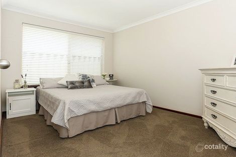 Property photo of 23 Kinglassie Circle Kinross WA 6028