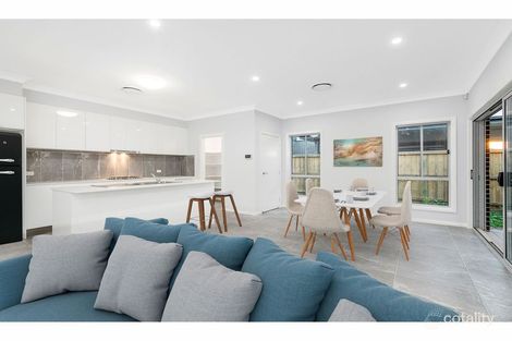 Property photo of 71 Bluebell Crescent Spring Farm NSW 2570