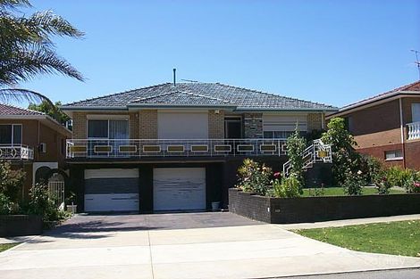 226 Healy Rd, Hamilton Hill, WA 6163