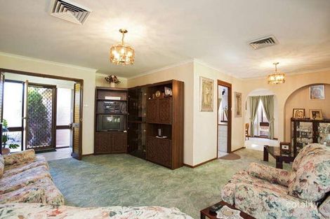 Property photo of 22 Thornhill Crescent Werrington Downs NSW 2747