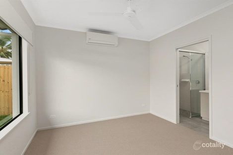 2/64 Murray St, Manoora, QLD 4870