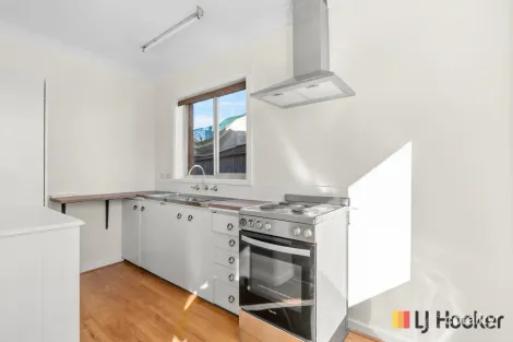 Property photo of 25 Jelbart Street Mawson ACT 2607