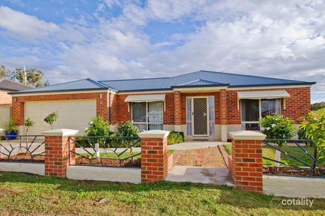 6 Bellbird Dr, California Gully, VIC 3556