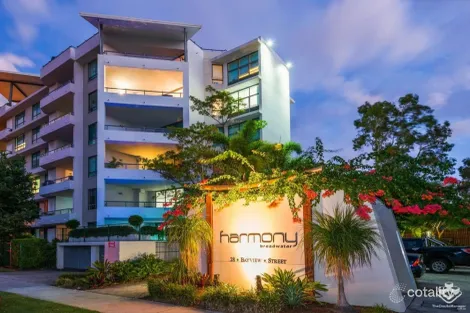 13/28 Bayview St, Runaway Bay, QLD 4216