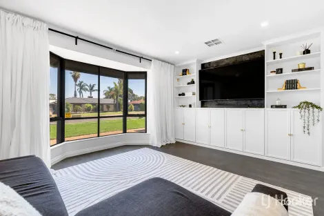 Property photo of 41 Gooronga Drive Craigmore SA 5114