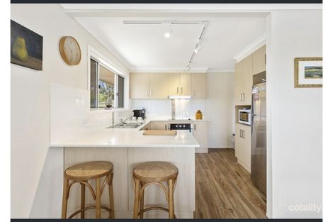 Property photo of 10 Catto Street Centenary Heights QLD 4350