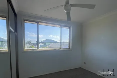 Property photo of 2/8 St Georges Road New Lambton NSW 2305