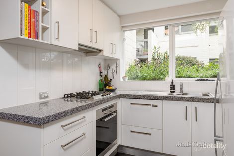 Property photo of 9/35 Park Crescent Fairfield VIC 3078