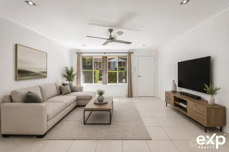 73/33 Edmund Rice Dr, Southport, QLD 4215