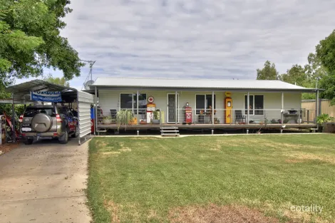 Property photo of 19 Quarrian Road Longreach QLD 4730