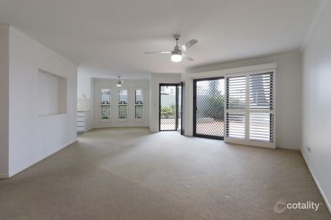 Property photo of 1/4 Warne Terrace Kings Beach QLD 4551