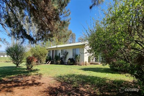 Property photo of 111 Crusoe Lane Alexandra VIC 3714