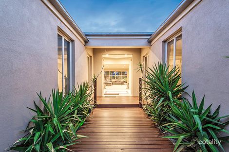 Property photo of 3 Saffron Place Point Cook VIC 3030