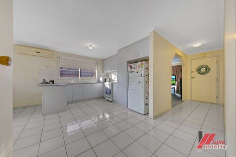 Property photo of 1/29 Oriole Drive Werribee VIC 3030