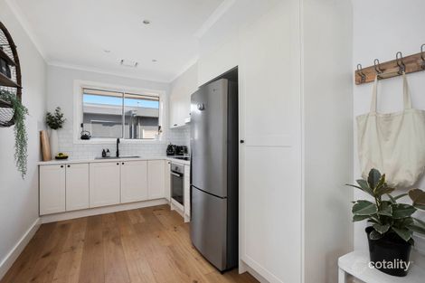 Property photo of 4/10 James Street Mordialloc VIC 3195