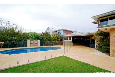 Property photo of 6 Castellon Crescent Coogee WA 6166
