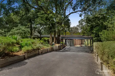 36 Pound Rd, Warrandyte, VIC 3113