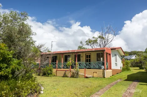8 Pretty Beach Rd, Kioloa, NSW 2539