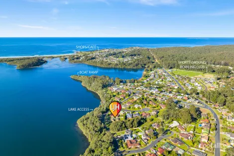 Property photo of 16 Mummaga Lake Drive Dalmeny NSW 2546