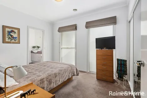 Property photo of 1/79-81 Powlett Street Kyneton VIC 3444