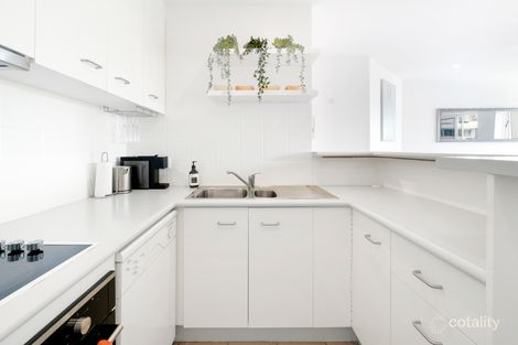 Property photo of 14/96-98 Stanhill Drive Surfers Paradise QLD 4217