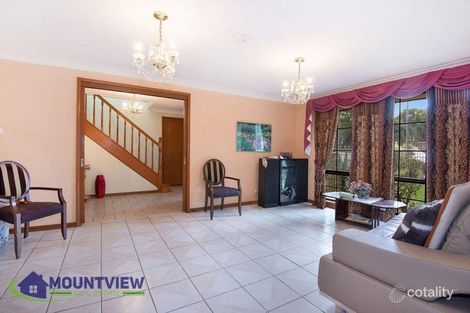 Property photo of 18 Wyandotte Place Seven Hills NSW 2147