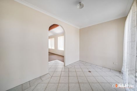 Property photo of 30 Combewood Loop Carramar WA 6031