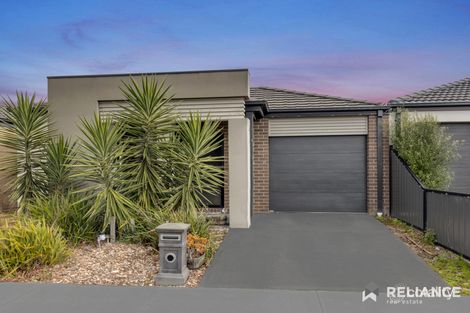 Property photo of 5 Woodgrove Street Craigieburn VIC 3064