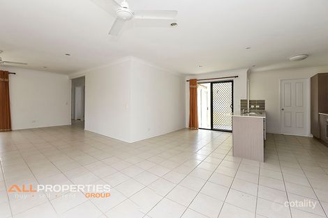 Property photo of 15 Flametree Crescent Berrinba QLD 4117