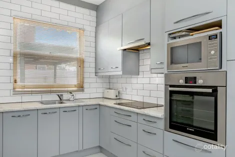 Property photo of 32 Andrews Road Elizabeth Downs SA 5113