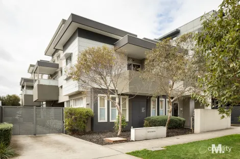 Property photo of 2/4 Gillies Street Essendon North VIC 3041