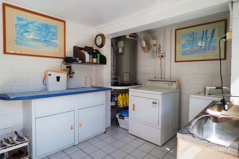 Property photo of 19A Surrey Street Hyde Park QLD 4812
