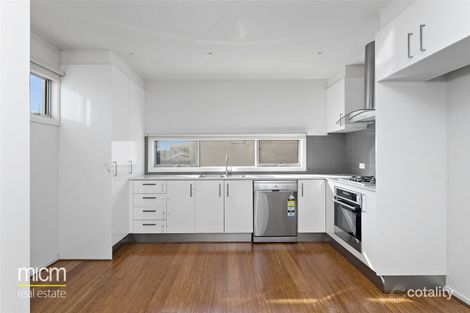 Property photo of 8/1 Clearwater Rise Parade Truganina VIC 3029