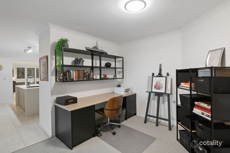 Property photo of 75 Dove Tree Crescent Sinnamon Park QLD 4073