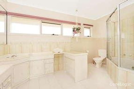 Property photo of 1/214 Blackburn Road Blackburn South VIC 3130