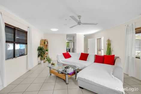 Property photo of 18 Connemara Close Trinity Beach QLD 4879