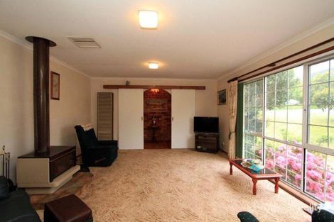 Property photo of 2 Barook Place Springdale Heights NSW 2641
