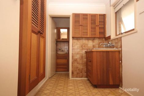 Property photo of 19 Statesman Avenue Burwood East VIC 3151