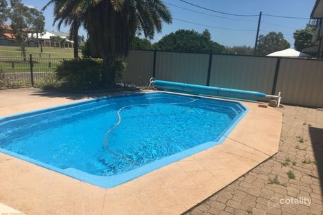 Property photo of 8 Cross Lane Cleveland QLD 4163