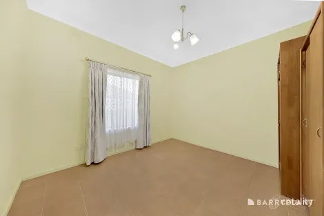 Property photo of 95 St Vigeons Road Reservoir VIC 3073