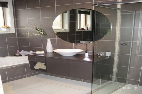Property photo of 2/76 Patrick Street Oakleigh East VIC 3166