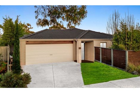 Property photo of 4 Cleopatra Drive Cranbourne VIC 3977