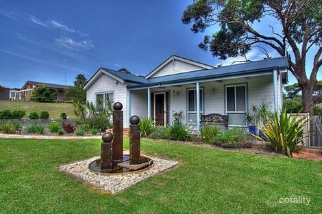 Property photo of 10 Ravenscliffe Road Shoalhaven Heads NSW 2535