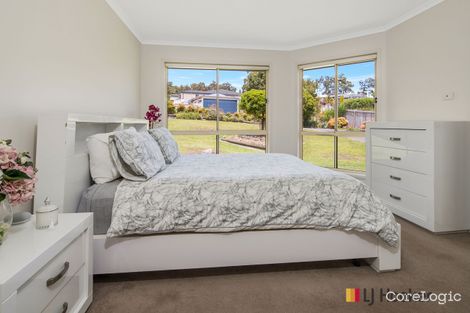 Property photo of 33 Wills Crescent Denhams Beach NSW 2536