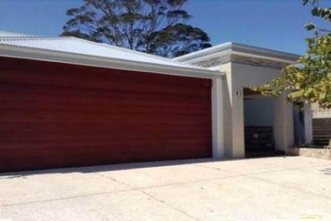 Property photo of 8 Coorong Place Kallaroo WA 6025