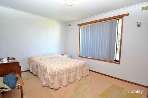 Property photo of 1/208 Yarrowee Parade Redan VIC 3350