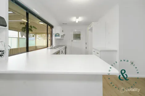 Property photo of 48 Silver Wattle Drive Medowie NSW 2318